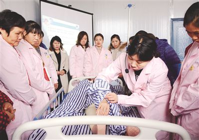 技能送下乡村民好就业